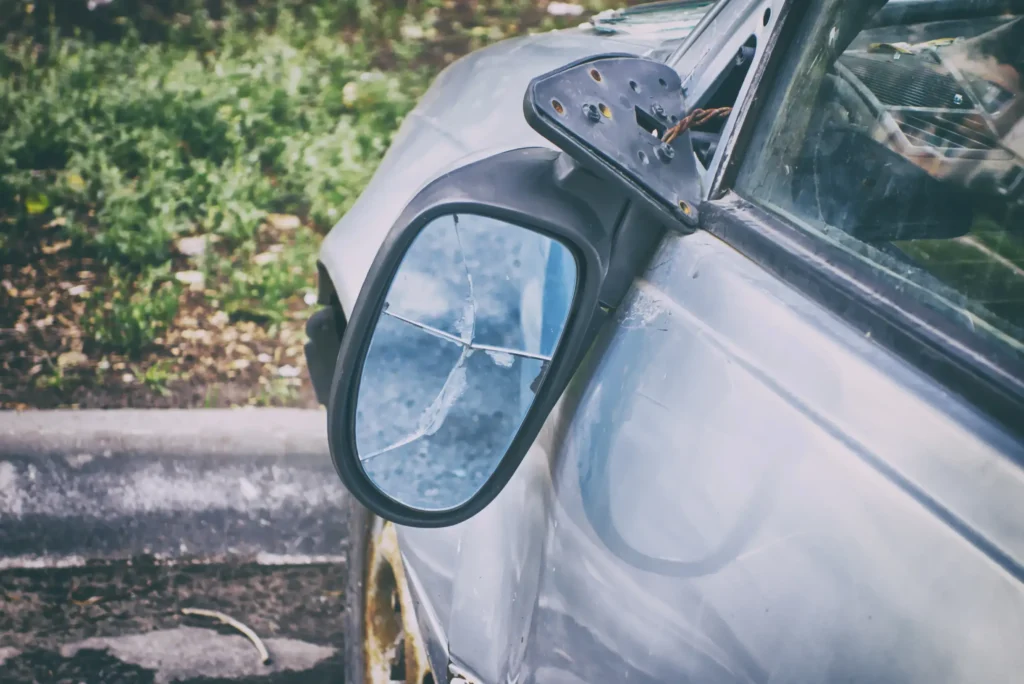 Can You Drive with a Broken Side Mirror? Risks & Legal Concerns