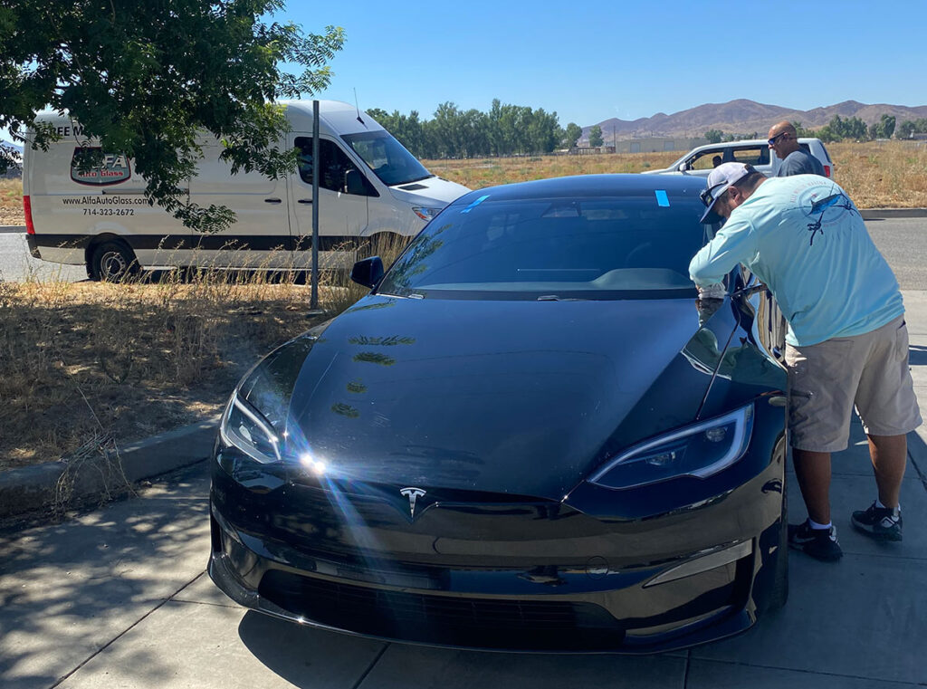 Windshield Replacement for Tesla, BMW & Luxury Cars – What to Know